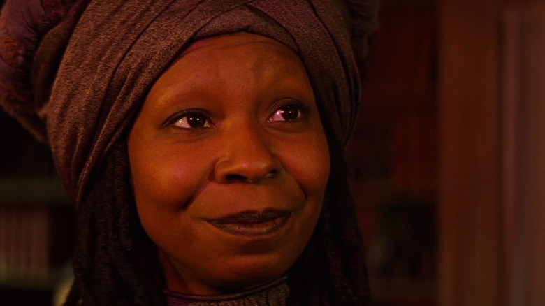 Guinan in the Nexus