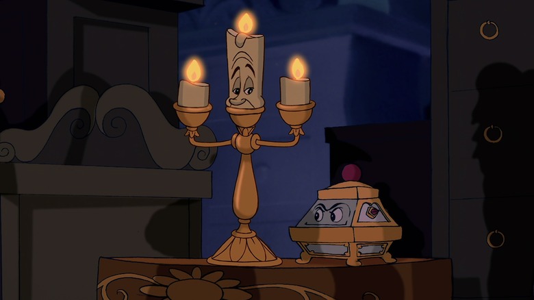 Lumiere standing still