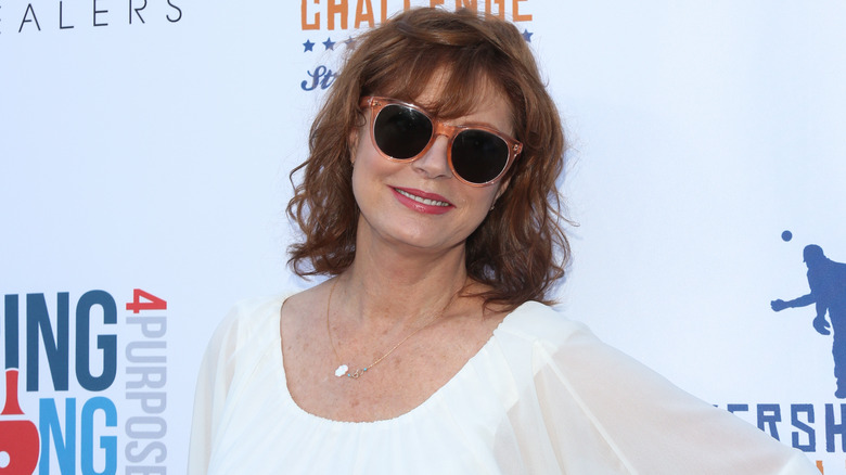 Susan Sarandon wearing sunglasses smiling