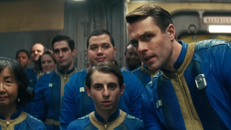 Vault dwellers looking concerned