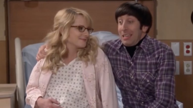 Melissa Rauch and Simon Helberg